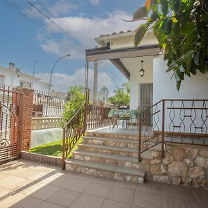 Сasa de vacaciones Planta Baja 800 Mt Playa, Torredembarra